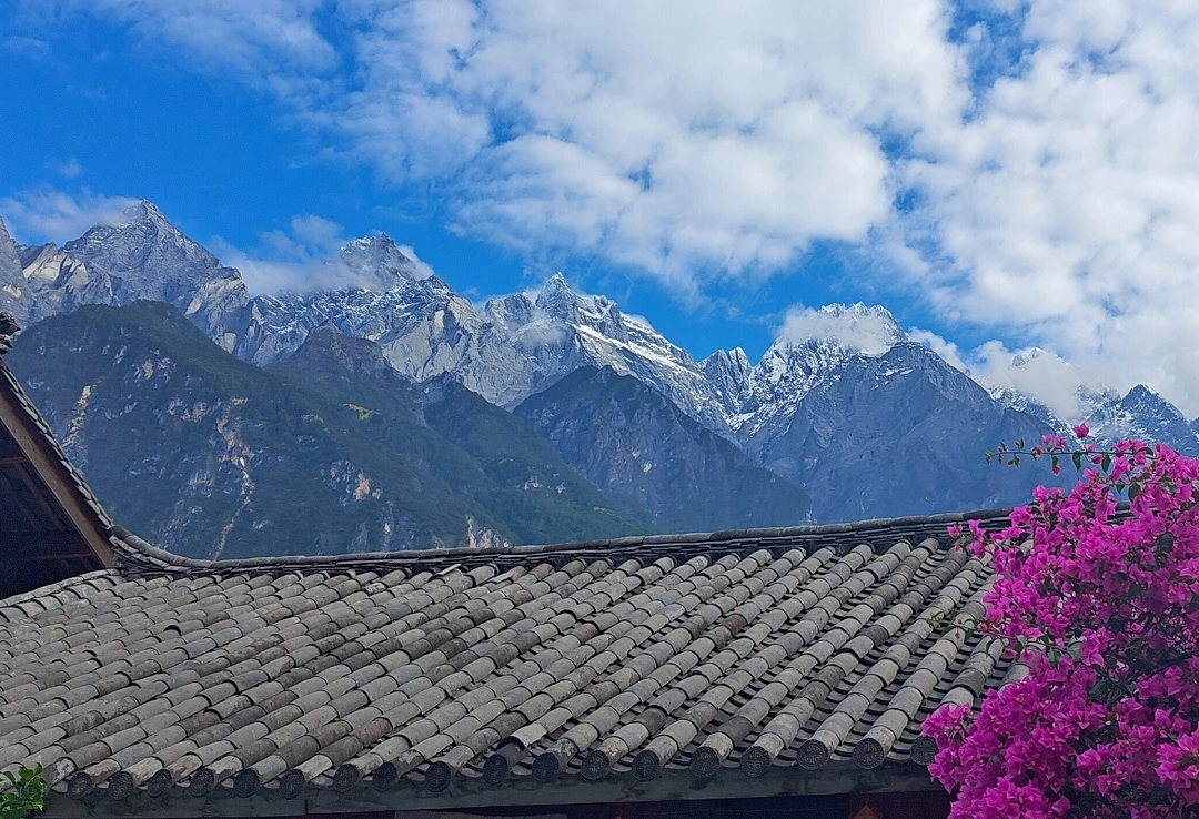 Trekking at Tiger Leaping Gorge: Adventure, Connection, and Growth