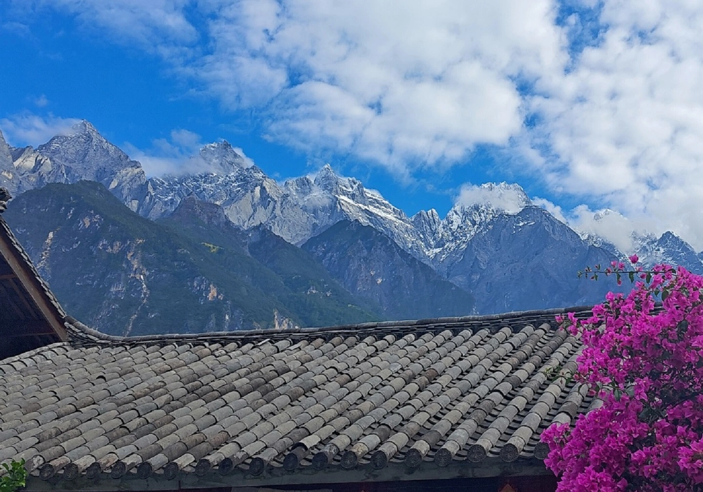 Trekking at Tiger Leaping Gorge